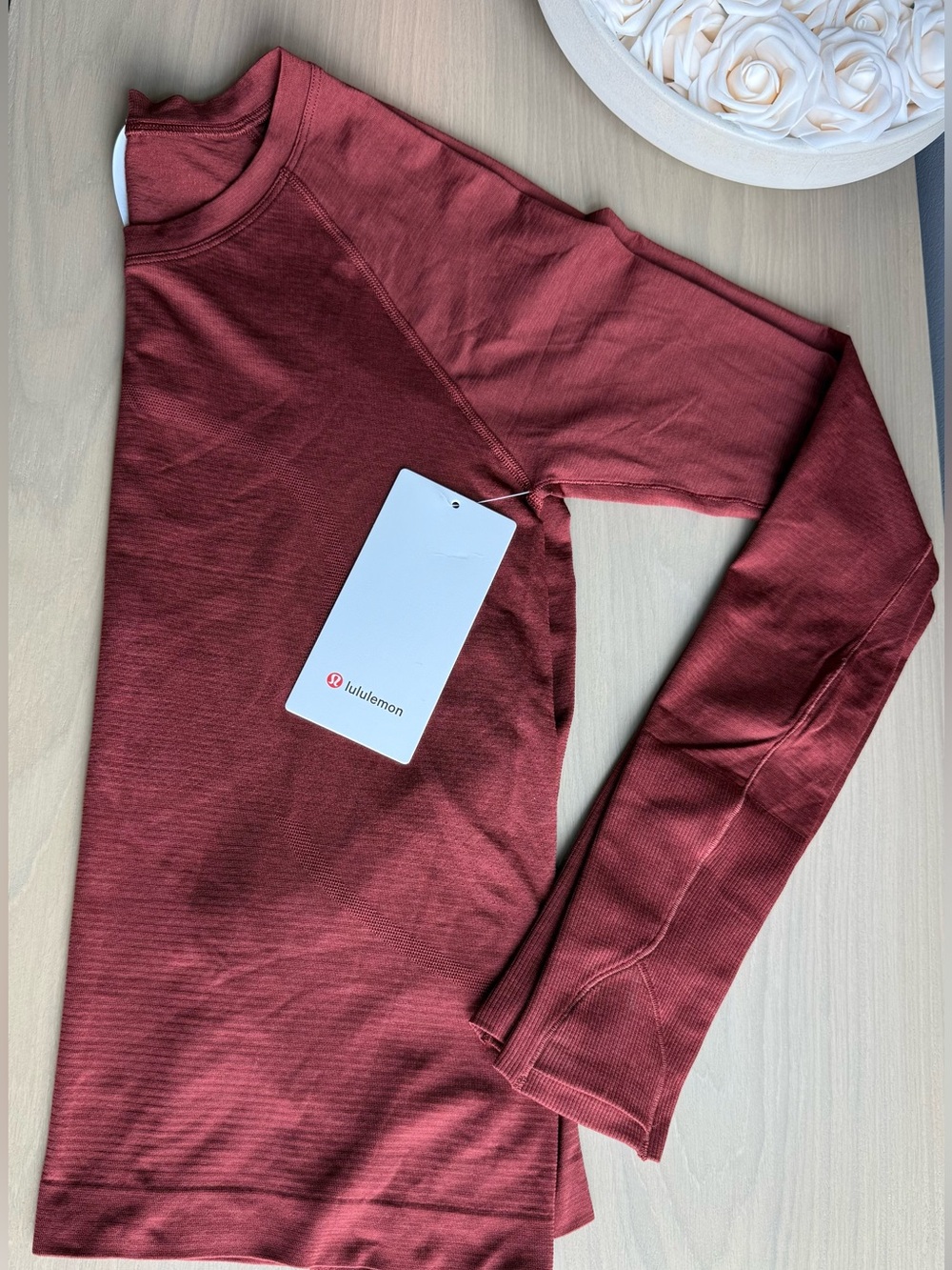 Lululemon Swiftly Tech Long Sleeve 2.0 Race Length  Size 8 NWT cranberry charm